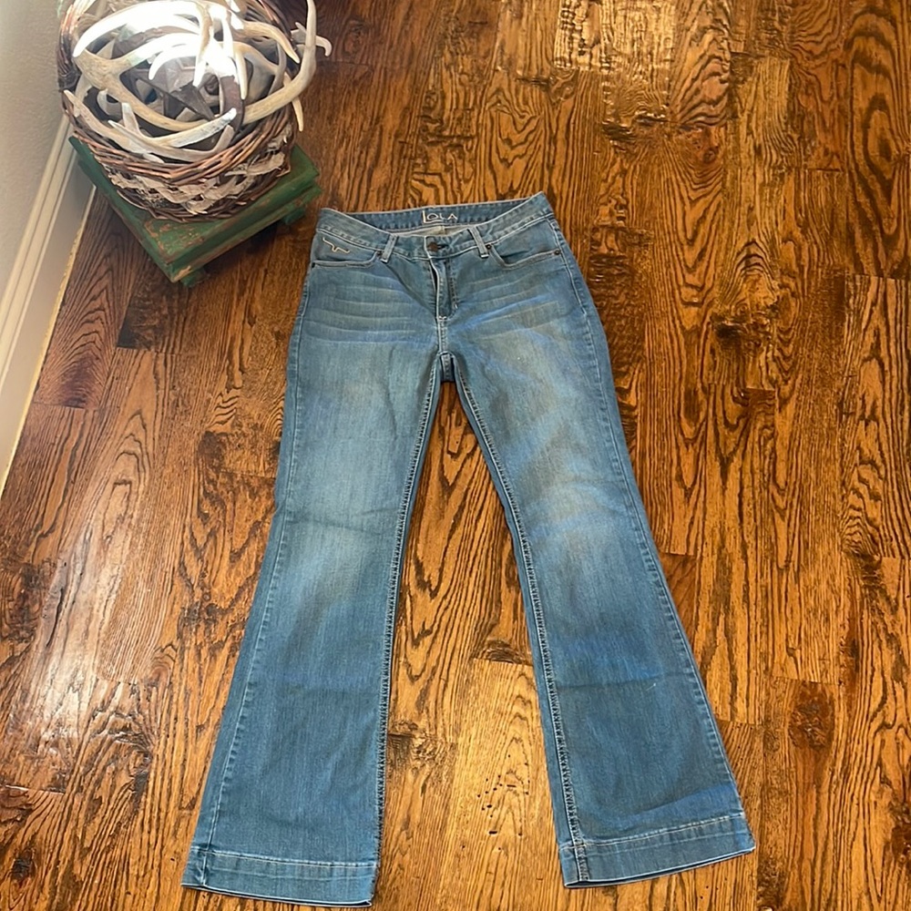 KIMES RANCH WOMEN'S LIGHT WASH MID RISE LOLA SOHO FADE TROUSER